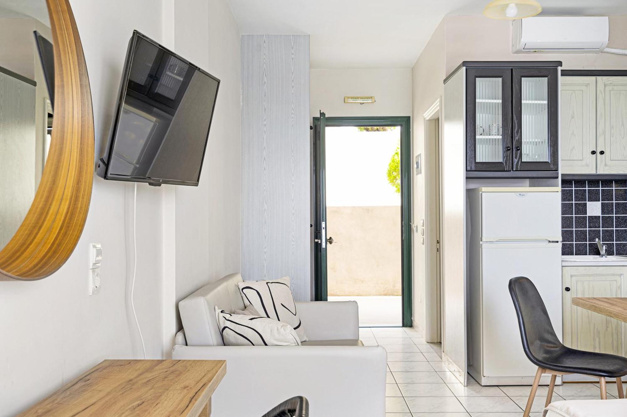 Sunset Premium Studio C Agios Nikitas Exterior photo